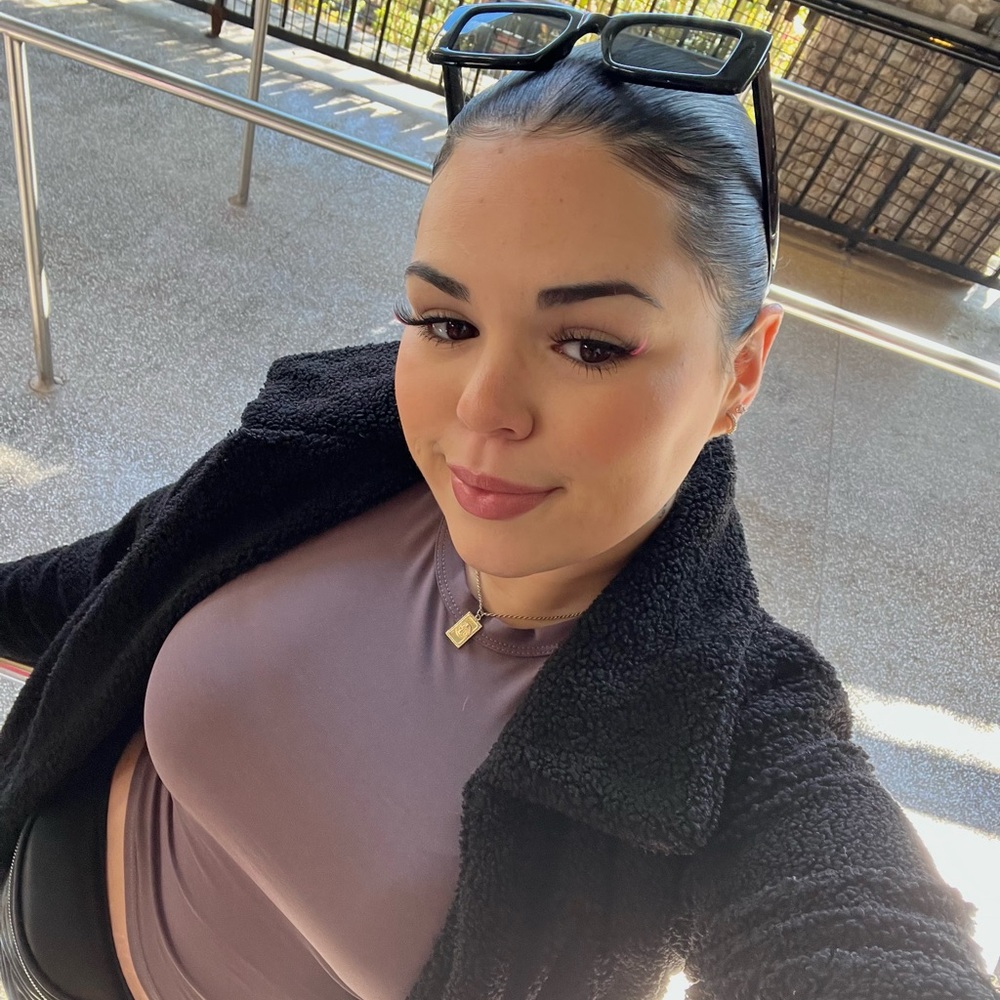 Meet your Posher, Lindsey